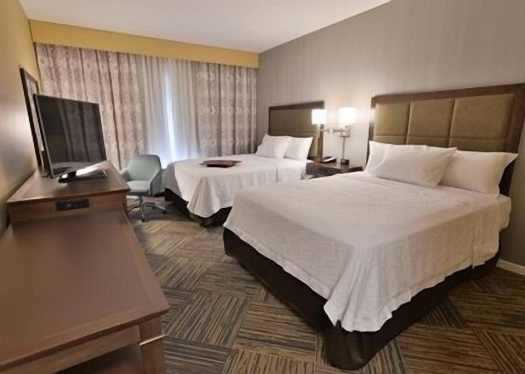 Hampton Inn Fond Du Lac Luaran gambar